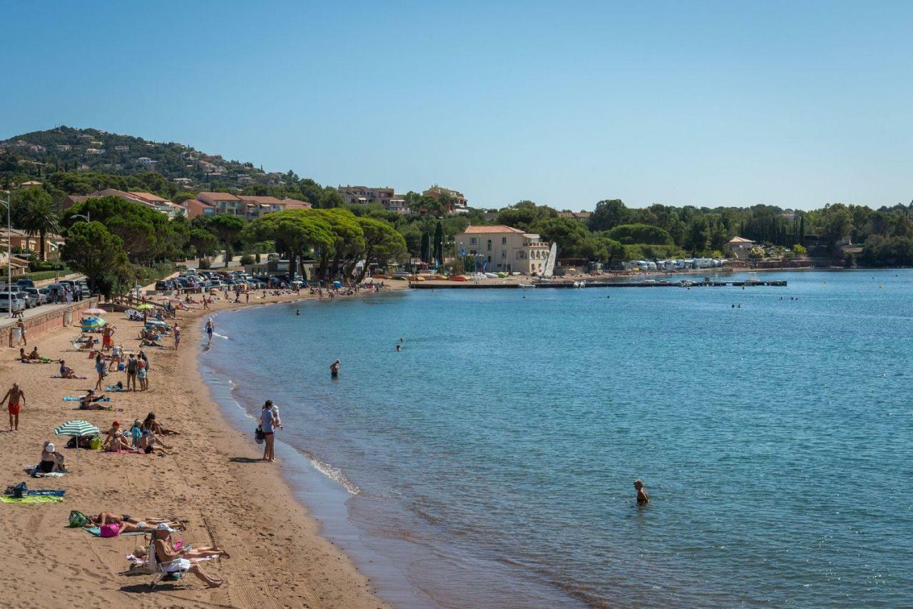 Cap Esterel Appartement Climatise Dans Le Centre Du Village Vacances Drammont المظهر الخارجي الصورة