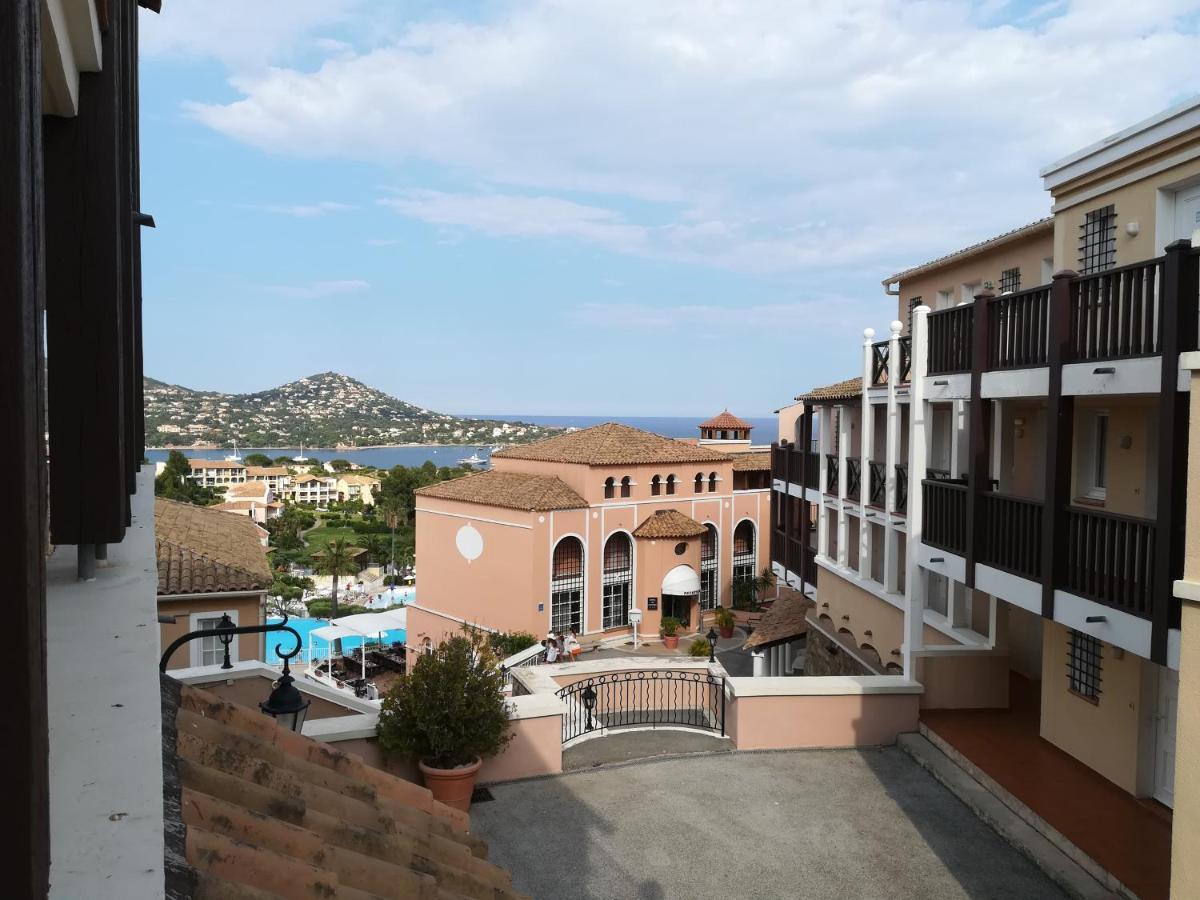 Cap Esterel Appartement Climatise Dans Le Centre Du Village Vacances Drammont المظهر الخارجي الصورة